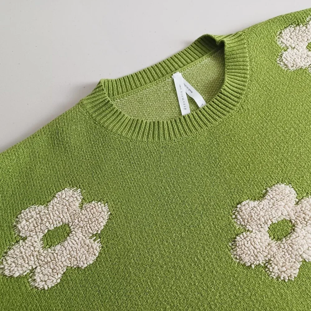 Dreamers Oversized Cropped Floral Sweater - Picture 3 of 16